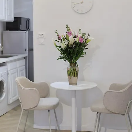 Magnifique Proche ניס